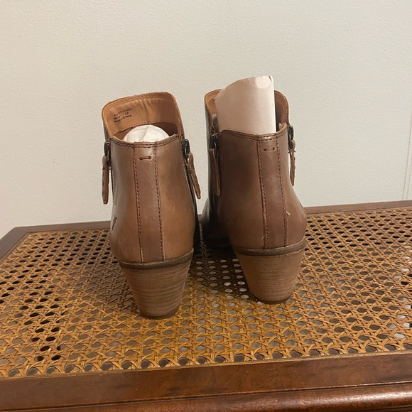 Frye brown leather booties - Picture 2 of 5